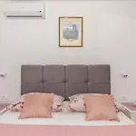 アパート Strawberry