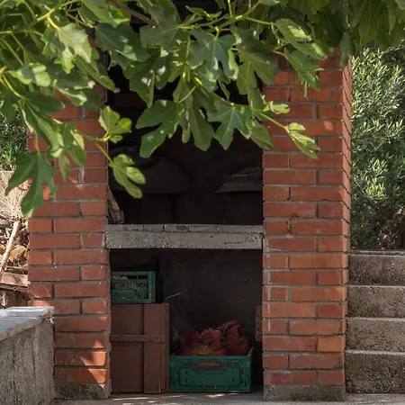 Strawberry Apartment Makarska