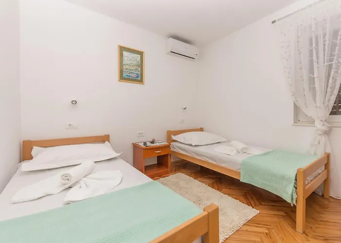 Strawberry Appartement Makarska