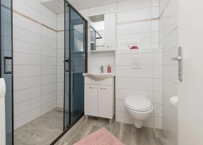 Strawberry Appartement Makarska